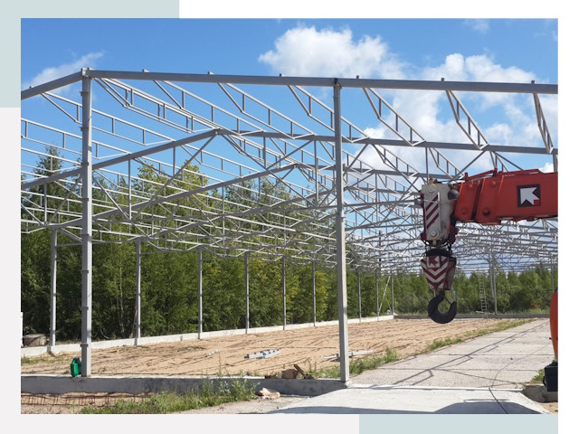 Строительство конюшен в Усть-Лабинск от 613 руб. под ключ