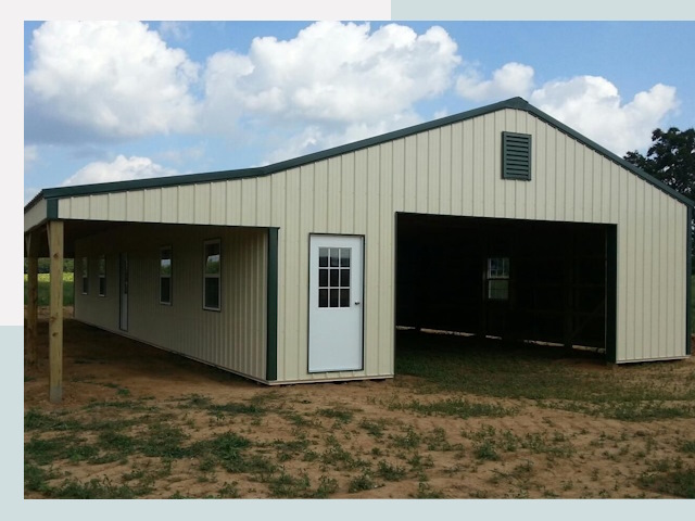 Строительство конюшен в Устях-Лабинске