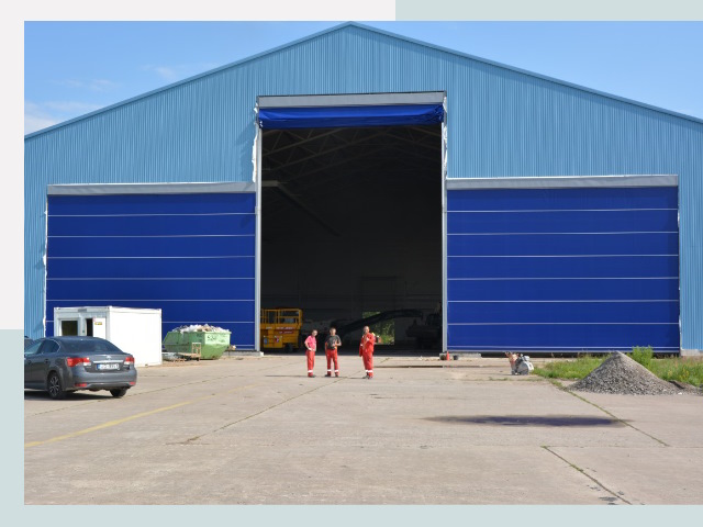 Ангарные ворота в Усть-Лабинск от СтальСтрой-Улб по цене 613 руб.